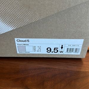 Cloud 5 pearl and white brand new
